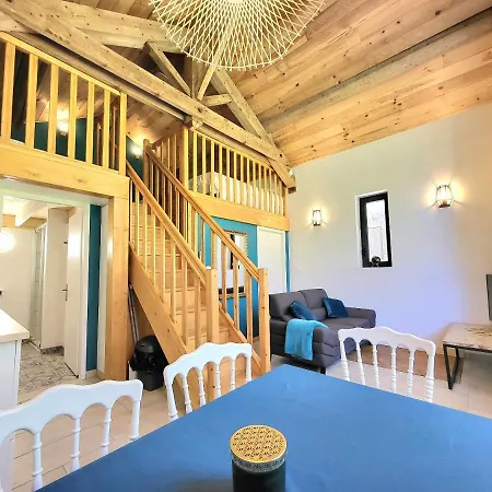 Domaine Des Cèdres - Logis Hôtel, Résidence, Et Insolites 3*